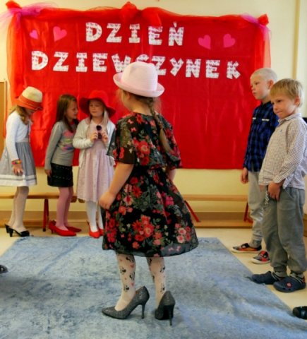 DZIEŃ DZIEWCZYNEK GR IV 2020